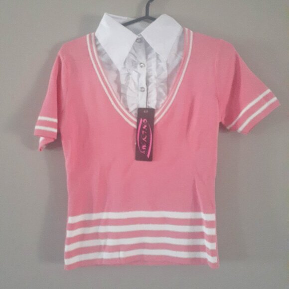 Cute Pink and white top - Picture 2 of 5